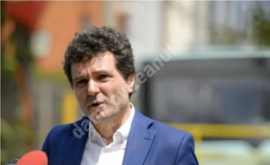 You are currently viewing NICUȘOR DAN DOREA INTERZICEREA  PELERINAJULUI DE SF. DUMITRU, DEȘI ACESTA RESPECTĂ TOATE REGULILE