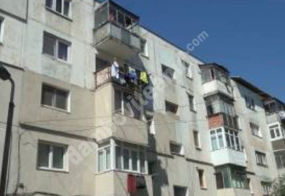 You are currently viewing TÂRGOVIȘTE: LA UN PAS DE TRAGEDIE! TÂNĂR CĂZUT ÎN GOL DE LA ETAJUL 4