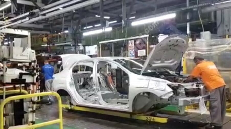 You are currently viewing DÂMBOVIȚA: MAȘINILE, APARATELE ȘI ECHIPAMENTELE ELECTRICE SE MENȚIN ÎN TOPUL PRODUSELOR EXPORTATE