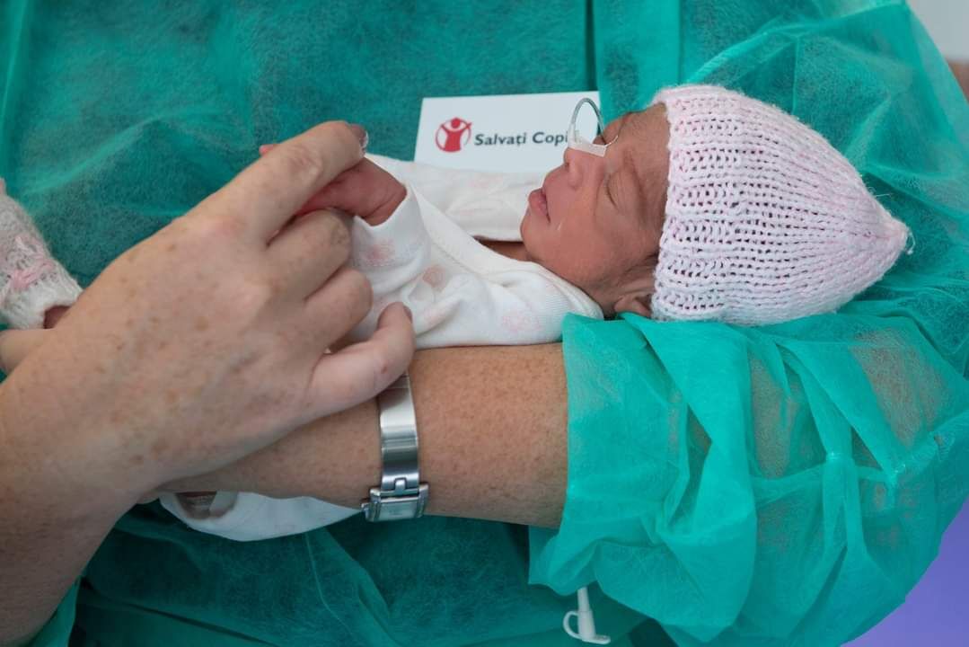 You are currently viewing ,,Salvați Copiii” atrage atenția că banii alocați de către Ministerul Sănătății secţiilor de terapie intensivă neonatală au scazut la 50% din necesar