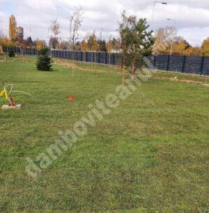 Read more about the article Lucrările la parcul de la UM Gară se apropie de de finalizare. Se aștern rulourile de gazon