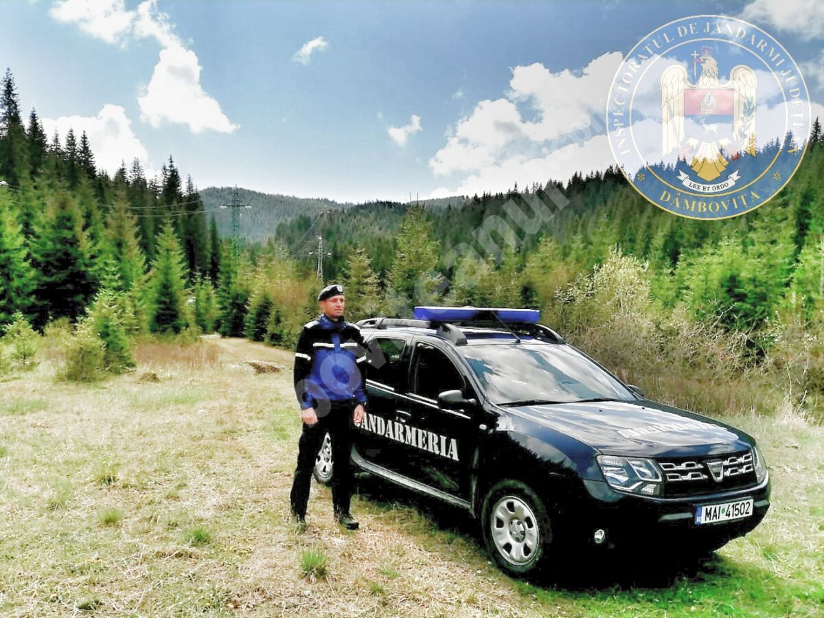 You are currently viewing DÂMBOVIȚA: Doi turiști din Ilfov au fost sprijiniți de jandarmii montani