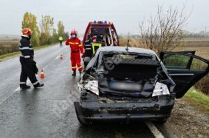 Read more about the article Dâmbovița: asigurare de zonă la un accident rutier produs în localitatea Ionești
