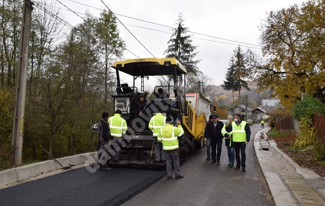 You are currently viewing Lucrările de infrastructură rutieră, în atenția conducerii Consiliului Județean Dâmbovița