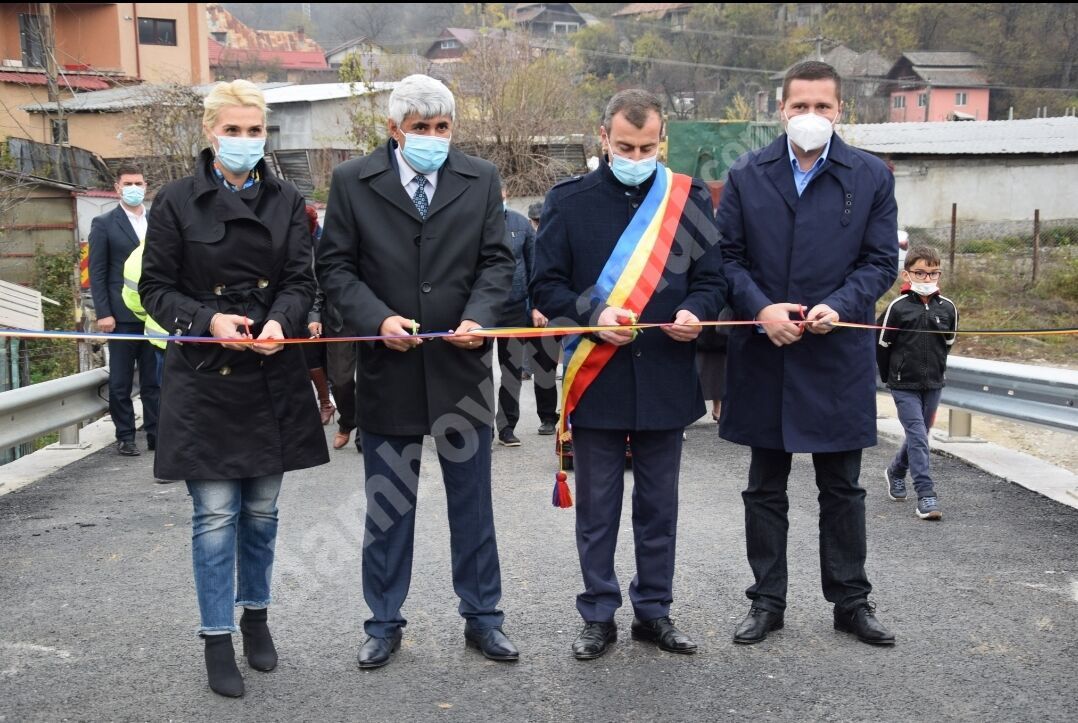 You are currently viewing A fost inaugurat podul peste râul Ialomița,  zona Glava din comuna Moroeni