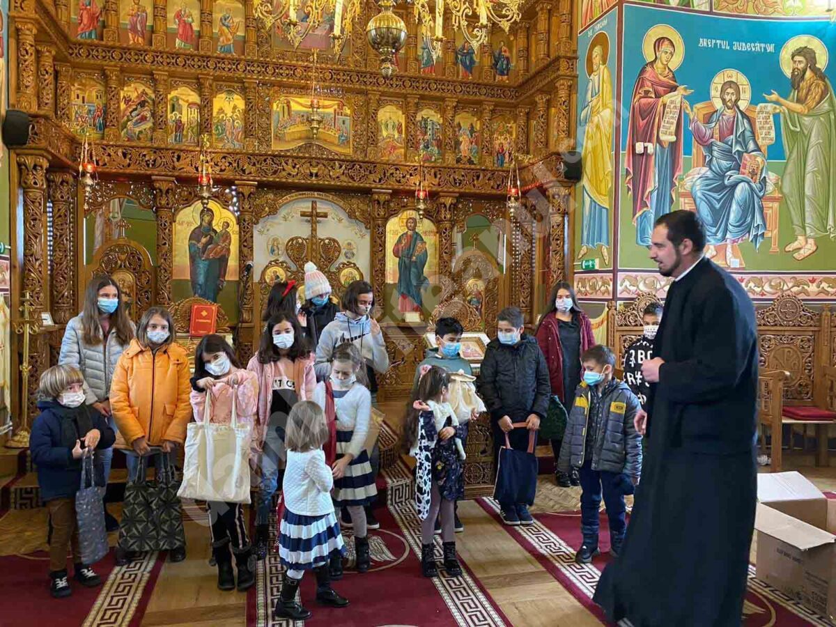 You are currently viewing 540 de kituri educaționale oferite elevilor din Arhiepiscopia Târgoviștei