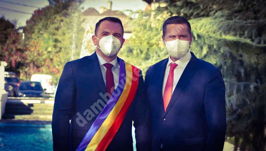 You are currently viewing DANIEL CRISTIAN STAN ȘI CORNELIU ȘTEFAN UREAZĂ DÂMBOVIȚENILOR UN AN NOU FERICIT!
