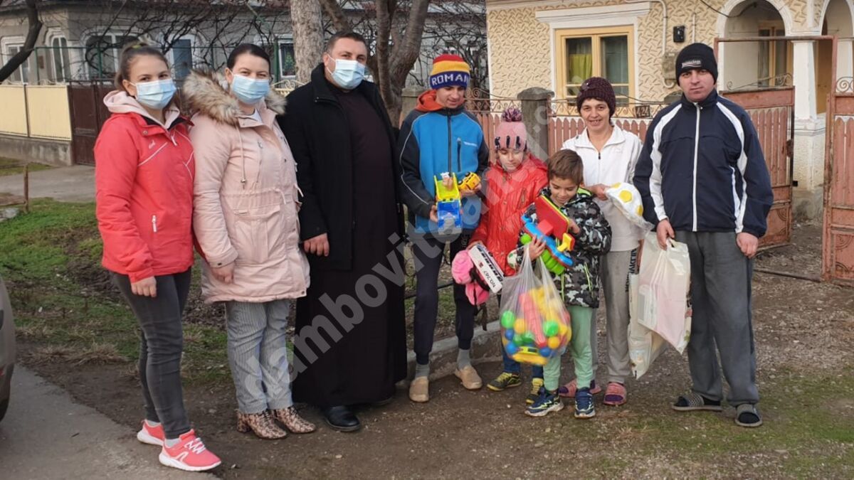 You are currently viewing ARHIEPISCOPIA TÂRGOVIȘTEI: DARURI PENTRU APROAPELE AFLAT ÎN NEVOIE, ÎN CENTRUL PREOCUPĂRII PAROHIILOR BISERICII NOASTRE
