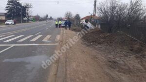 Read more about the article DÂMBOVIȚA: Un bărbat s-a răsturnat cu mașina pe care o conducea, în localitatea Tărtășești