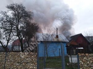 Read more about the article DÂMBOVIȚA: Incendiu la o gospodărie din satul Măgura!