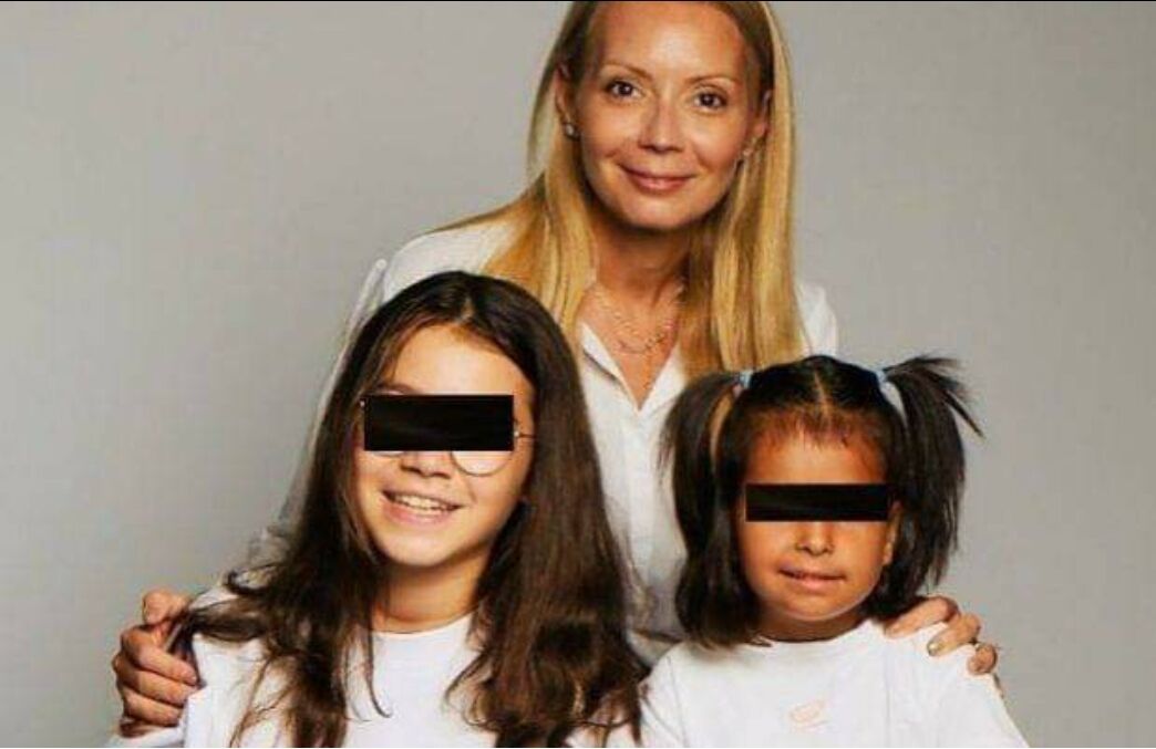 You are currently viewing Victor Ponta și Daciana Sârbu au adoptat o fetiță de 6 ani