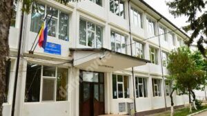 Read more about the article ȘCOALA GIMNAZIALĂ NR. 4 DIN MORENI VA INTRA ÎN MODERNIZARE ŞI REABILITARE!