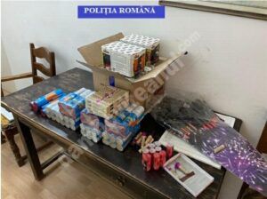 Read more about the article Peste 1400 de articole pirotehnice au fot indisponibilizate în urma unor percheziții domiciliare efectuate, astăzi, 30 decembrie, de polițiștii dâmbovițeni
