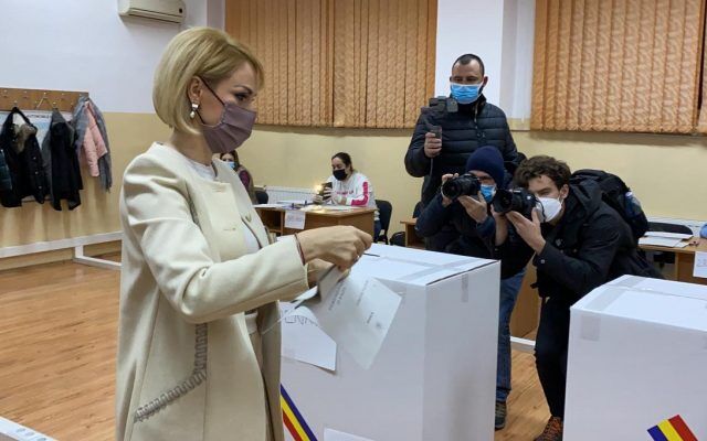 You are currently viewing Gabriela Firea a votat la 7 dimineața: Am votat cu gândul la bucureştenii mei dragi