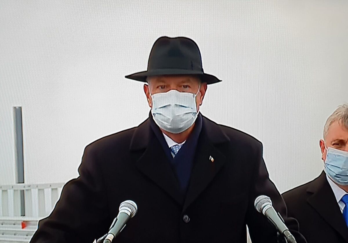 You are currently viewing Klaus Iohannis îndeamnă alegătorii să meargă la vot și să voteze PNL