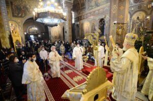 Read more about the article ANUL NOU 2021, LA CATEDRALA DIN TÂRGOVIȘTE
