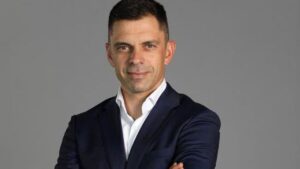 Read more about the article Ministrul Sportului a demisionat din funcţia de preşedinte al Federaţiei Române de Ciclism