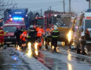Read more about the article DÂMBOVIȚA: ÎNCEPUT DE SĂPTĂMÂNĂ CU GRAVE ACCIDENTE RUTIERE