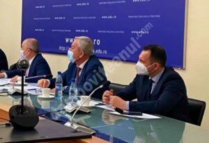 Read more about the article Primarul Cristian Stan, întâlnire cu Ministrul Educației, Sorin Câmpeanu, referitoare la implicarea administrațiilor locale în susținerea procesului educațional