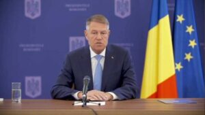 Read more about the article Iohannis a promulgat legile privind retragerea României din Banca Internaţională de Investiţii