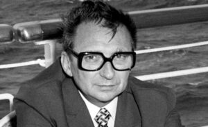 Read more about the article A murit fostul șef DIE, Ion Pacepa
