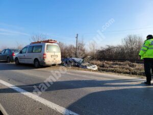 Read more about the article DÂMBOVIȚA: Accident violent între două autoturisme, în localitatea I. L. Caragiale
