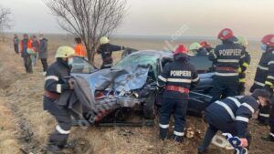 Read more about the article GRAV ACCIDENT PE DN 71, LA MIRCEA VODĂ! 5 PERSOANE AU RĂMAS ÎNCARCERATE!