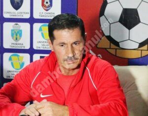 Read more about the article Chindia Târgoviște a depus memoriu la CCA împotriva arbitrajului. Președintele clubului a răbufnit și el: “Deranjăm pe cineva?”