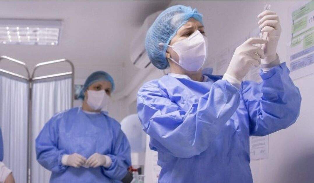 You are currently viewing SFATURI UTILE! Ce trebuie să fac înainte de vaccinarea împotriva COVID-19?