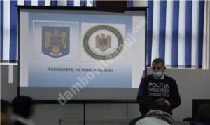 Read more about the article DÂMBOVIȚA: Activități în cadrul Proiectului ”Dincolo de aparențe”