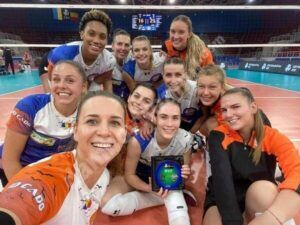 Read more about the article Volei feminin. CSM Târgoviște a terminat în forță turneul 5 din retur: Două victorii din tot atâtea meciuri