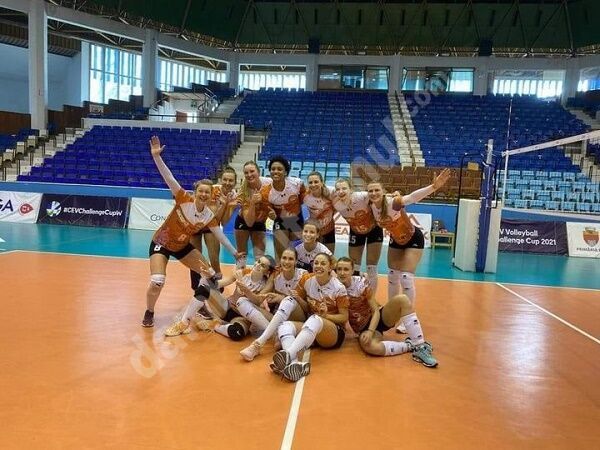 You are currently viewing CSM Târgoviște, din nou învingătoare în derby-ul cu Alba Blaj. Dâmbovițencele și-au consolidat primul loc în clasament