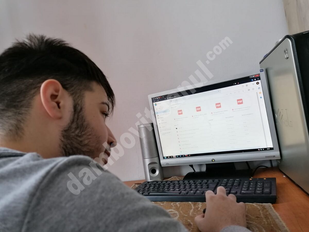 You are currently viewing Vezi povestea emoționantă a unui adolescent de 17 ani, beneficiar al unui modul de tip familial