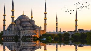 Read more about the article Reguli noi pentru turiștii care merg în Turcia
