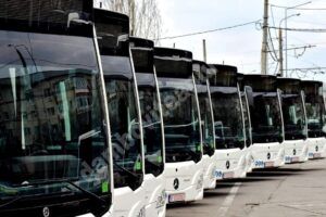 Read more about the article TÂRGOVIȘTE: Alte 6 autobuze necesare transportului public, au fost recepționate!