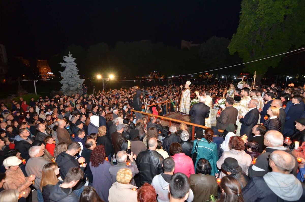 You are currently viewing Patriarhia Română a anunțat că Slujba de Înviere se va desfășura normal anul acesta