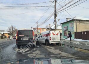 Read more about the article DÂMBOVIȚA: ACCIDENT RUTIER LA GĂEȘTI