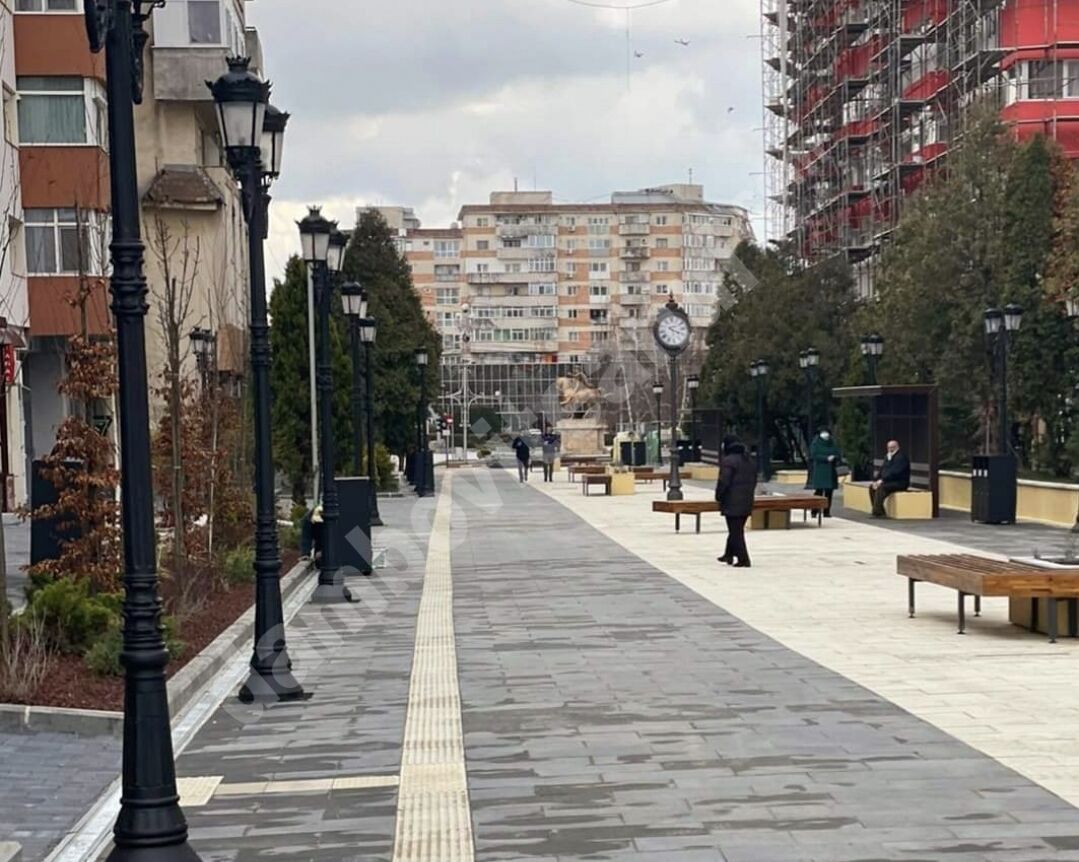 You are currently viewing TÂRGOVIȘTE: Piața Revoluției a fost redeschisă circulației pietonale!