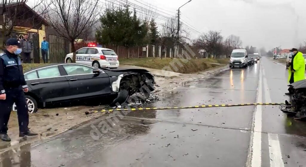You are currently viewing Cinci fotbaliști de la FC Pucioasa au fost implicați într-un accident rutier