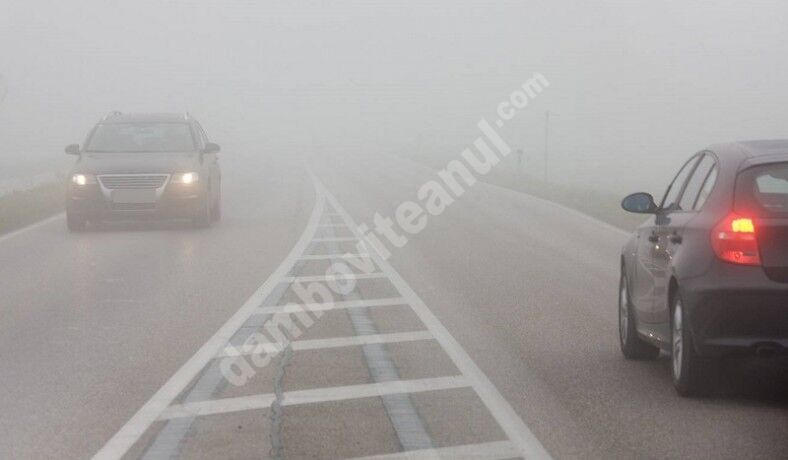 You are currently viewing Mai multe artere rutiere dâmbovițene sunt afectate de ceață, în această dimineață