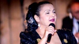 Read more about the article Cornelia Catanga, cunoscuta interpretă de muzică lăutărească, a murit în această dimineață