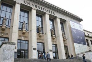 Read more about the article Cei 45 de studenți de la Drept,  care au copiat la examene, au fost exmatriculați