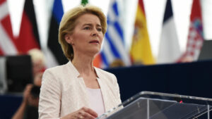 Read more about the article Comisia Europeană transmite că Ursula von der Leyen NU candidează la funcţia de secretar general al NATO