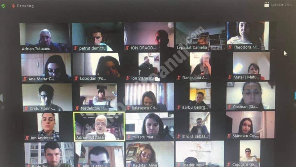 You are currently viewing Țuțuianu și-a chemat și simpatizanții pentru a se întâlni, la cursul de ieri, cu un invitat special