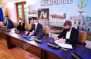Read more about the article Noile autobuze achiziționate de municipalitatea târgovișteană intră în uz, mâine dimineață