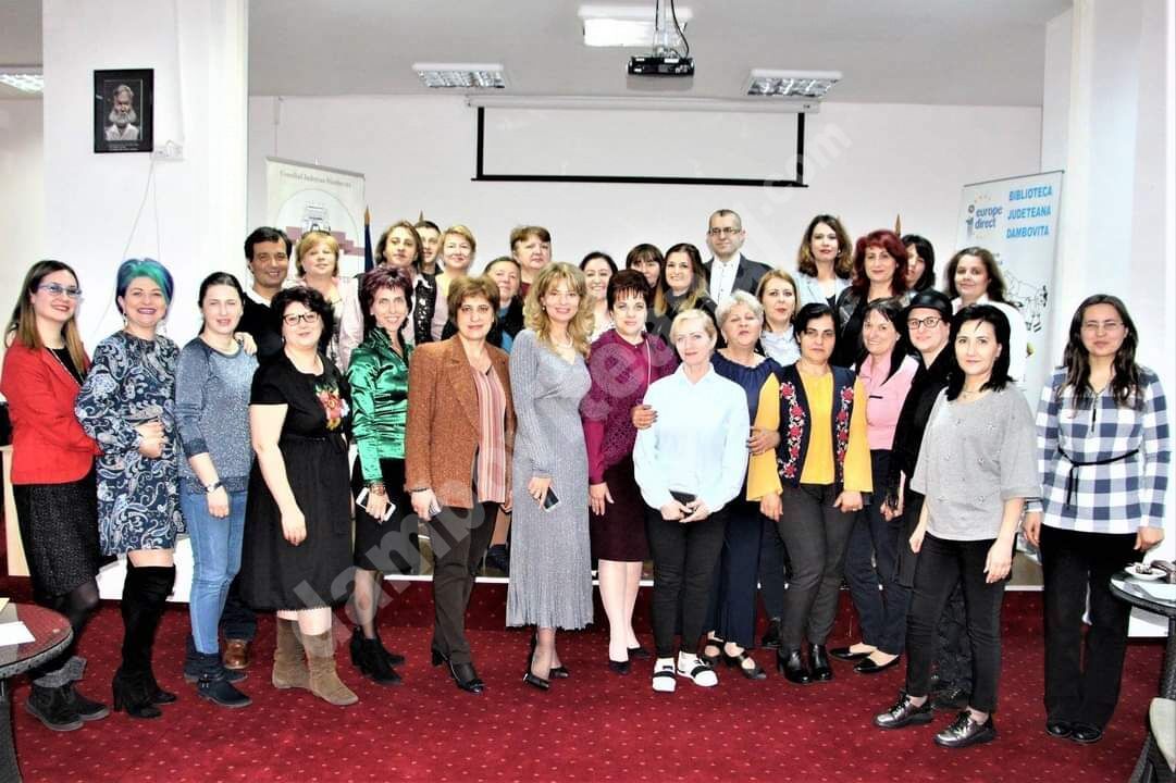 You are currently viewing Agnes Erich, mesaj de Ziua bibliotecarului: „Vă mulțumesc pentru faptul că existați, că facem o echipă, că sunteți în stare să scrieți un nou capitol în istoria bibliotecilor”