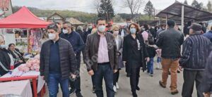Read more about the article Târgul de Florii de la Voinești a adunat și anul acesta sute de localnici de pe Valea Dâmboviței