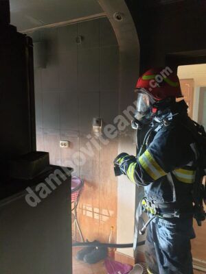 Read more about the article Panică într-un bloc din Târgoviște! Au fost zărite flăcări într-un apartament!