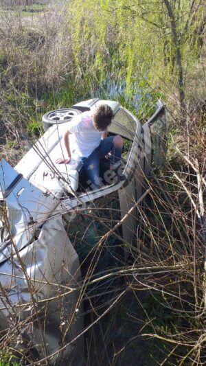 Read more about the article Șocant! Un tânăr depistat de polițiști, conducând cu peste 180 km/h, la Conțești!