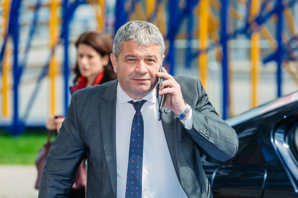 You are currently viewing Senatorul Florian Bodog a rămas fără imunitate parlamentară
